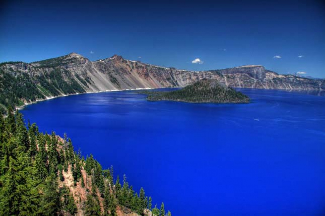 Глубочайшее озеро северной америки. Орегон Крейтер Лейк. Озеро Крейтер. Штат Орегон Мазама. Парк озеро Крейтер в Северной Америке.