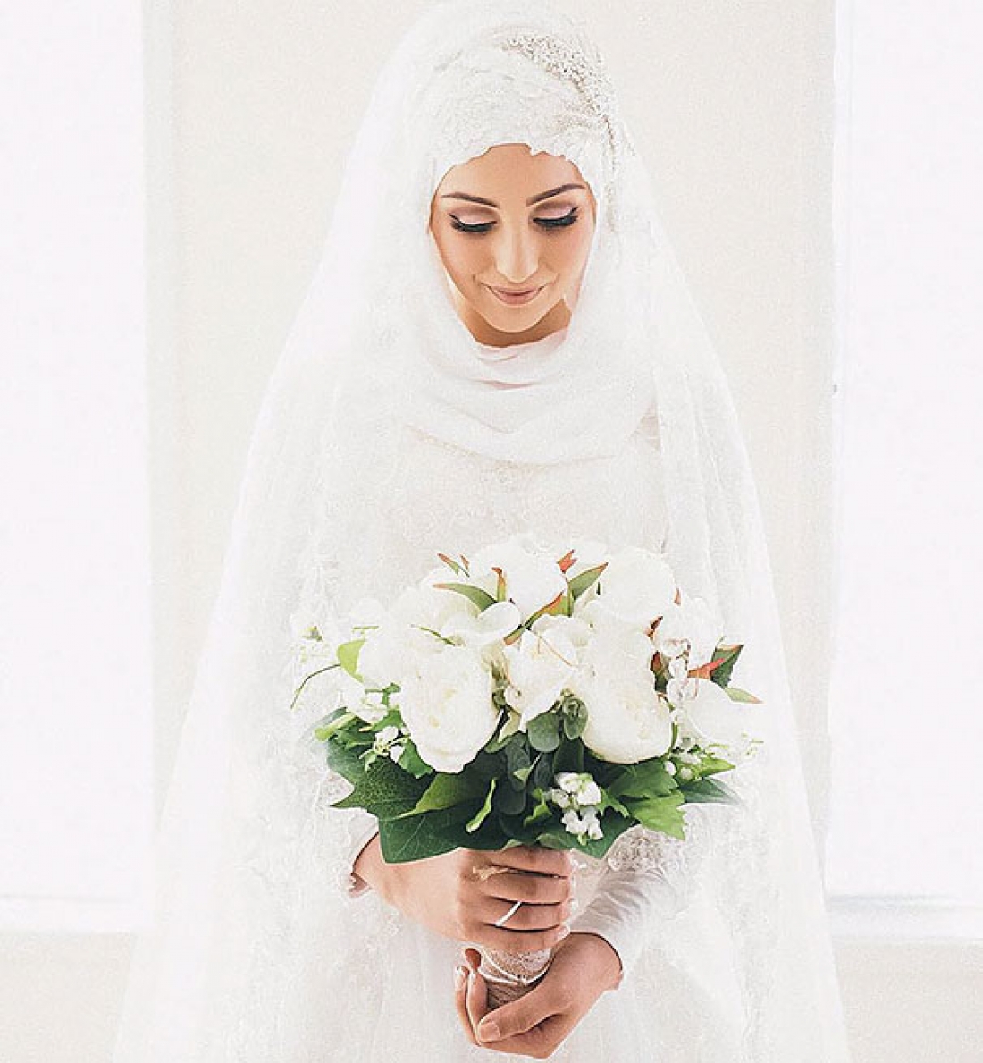 Мусульманская невеста. Салихат Касумова невеста. Салихат Касумова свадьба. Салихат Касумова в хиджабе 2020. Эмирахмедова гелин.